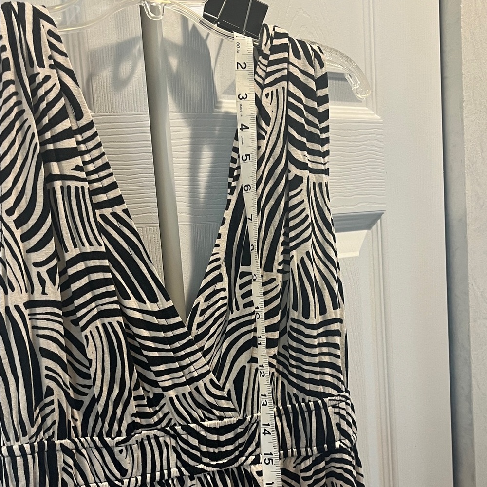 LOFT Black and Tan Summer Dress - Picture 9 of 11